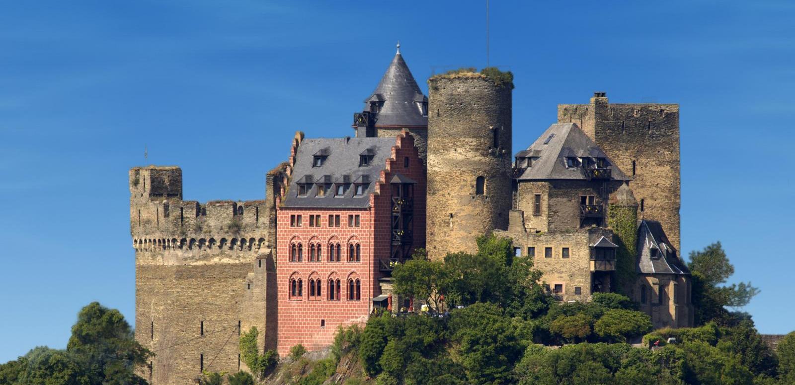 Hasil gambar untuk Schonburg Castle